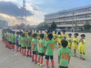 ペラーダ試合上手くなる自分たちで考えるチーム鳩ヶ谷Jリーグリーガープロ川口市アイシンク新郷南安行東慈林神根東桜町小学校小学生一二三四五六年幼児少年サッカークラブチーム