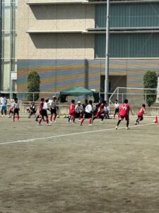 戸塚スポーツセンター試合上手くなる自分たちで考えるチーム鳩ヶ谷Jリーグリーガープロ川口市アイシンク新郷南安行東慈林神根東桜町小学校小学生一二三四五六年幼児少年サッカークラブチーム