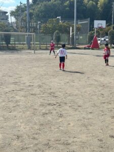 戸塚スポーツセンター試合上手くなる自分たちで考えるチーム鳩ヶ谷Jリーグリーガープロ川口市アイシンク新郷南安行東慈林神根東桜町小学校小学生一二三四五六年幼児少年サッカークラブチーム