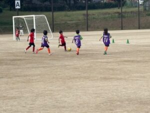 試合上手くなる自分たちで考えるチーム鳩ヶ谷Jリーグリーガープロ川口市アイシンク新郷南安行東慈林神根東桜町小学校小学生一二三四五六年幼児少年サッカークラブチーム