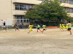 試合上手くなる自分たちで考えるチーム鳩ヶ谷Jリーグリーガープロ川口市アイシンク新郷南安行東慈林神根東桜町小学校小学生一二三四五六年幼児少年サッカークラブチーム