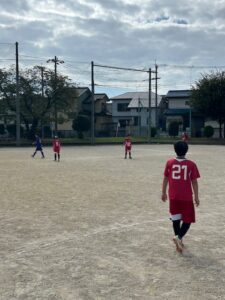 川鶴試合上手くなる自分たちで考えるチーム鳩ヶ谷Jリーグリーガープロ川口市アイシンク新郷南安行東慈林神根東桜町小学校小学生一二三四五六年幼児少年サッカークラブチーム