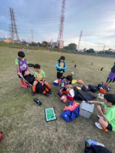 新郷東部公園試合上手くなる自分たちで考えるチーム鳩ヶ谷Jリーグリーガープロ川口市アイシンク新郷南安行東慈林神根東桜町小学校小学生一二三四五六年幼児少年サッカークラブチーム
