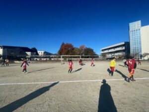 試合上手くなる自分たちで考えるチーム鳩ヶ谷Jリーグリーガープロ川口市アイシンク新郷南安行東慈林神根東桜町小学校小学生一二三四五六年幼児少年サッカークラブチーム