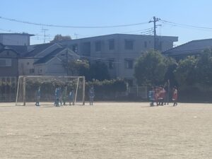 試合上手くなる自分たちで考えるチーム鳩ヶ谷Jリーグリーガープロ川口市アイシンク新郷南安行東慈林神根東桜町小学校小学生一二三四五六年幼児少年サッカークラブチーム