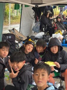 赤井新人戦上手くなる自分たちで考えるチーム鳩ヶ谷Jリーグリーガープロ川口市アイシンク新郷南安行東慈林神根東桜町小学校小学生一二三四五六年幼児少年サッカークラブチーム