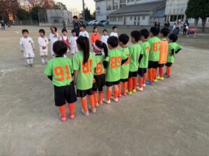 試合鳩ケ谷キッカーズ上手くなる自分たちで考えるチーム鳩ヶ谷Jリーグリーガープロ川口市アイシンク新郷南安行東慈林神根東桜町小学校小学生一二三四五六年幼児少年サッカークラブチーム