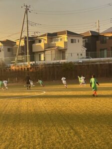 赤井グランド試合上手くなる自分たちで考えるチーム鳩ヶ谷Jリーグリーガープロ川口市アイシンク新郷南安行東慈林神根東桜町小学校小学生一二三四五六年幼児少年サッカークラブチーム