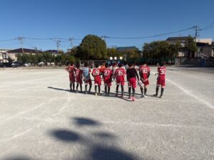 草加市立新里小学校試合上手くなる自分たちで考えるチーム鳩ヶ谷Jリーグリーガープロ川口市アイシンク新郷南安行東慈林神根東桜町小学校小学生一二三四五六年幼児少年サッカークラブチーム