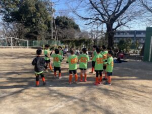 試合上手くなる自分たちで考えるチーム鳩ヶ谷Jリーグリーガープロ川口市アイシンク新郷南安行東慈林神根東桜町小学校小学生一二三四五六年幼児少年サッカークラブチーム