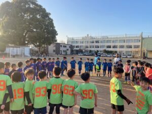 試合上手くなる自分たちで考えるチーム鳩ヶ谷Jリーグリーガープロ川口市アイシンク新郷南安行東慈林神根東桜町小学校小学生一二三四五六年幼児少年サッカークラブチーム