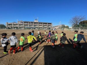 はくつる試合上手くなる自分たちで考えるチーム鳩ヶ谷Jリーグリーガープロ川口市アイシンク新郷南安行東慈林神根東桜町小学校小学生一二三四五六年幼児少年サッカークラブチーム