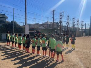 はくつる試合上手くなる自分たちで考えるチーム鳩ヶ谷Jリーグリーガープロ川口市アイシンク新郷南安行東慈林神根東桜町小学校小学生一二三四五六年幼児少年サッカークラブチーム