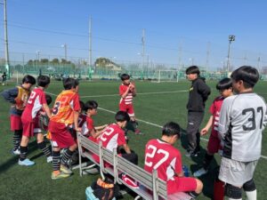 クラブユース上手くなる自分たちで考えるチーム鳩ヶ谷Jリーグリーガープロ川口市アイシンク新郷南安行東慈林神根東桜町小学校小学生一二三四五六年幼児少年サッカークラブチーム