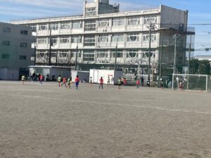 試合上手くなる自分たちで考えるチーム鳩ヶ谷Jリーグリーガープロ川口市アイシンク新郷南安行東慈林神根東桜町小学校小学生一二三四五六年幼児少年サッカークラブチーム