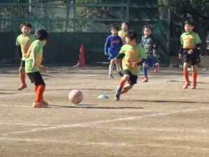 グリーンカードリーグ上手くなる自分たちで考えるチーム鳩ヶ谷Jリーグリーガープロ川口市アイシンク新郷南安行東慈林神根東桜町小学校小学生一二三四五六年幼児少年サッカークラブチーム