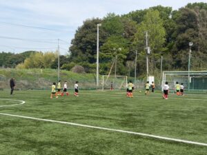 試合上手くなる自分たちで考えるチーム鳩ヶ谷Jリーグリーガープロ川口市アイシンク新郷南安行東慈林神根東桜町小学校小学生一二三四五六年幼児少年サッカークラブチーム