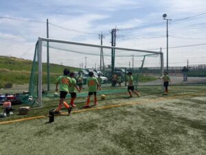 試合上手くなる自分たちで考えるチーム鳩ヶ谷Jリーグリーガープロ川口市アイシンク新郷南安行東慈林神根東桜町小学校小学生一二三四五六年幼児少年サッカークラブチーム