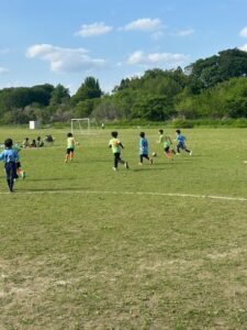 試合上手くなる自分たちで考えるチーム鳩ヶ谷Jリーグリーガープロ川口市アイシンク新郷南安行東慈林神根東桜町小学校小学生一二三四五六年幼児少年サッカークラブチーム