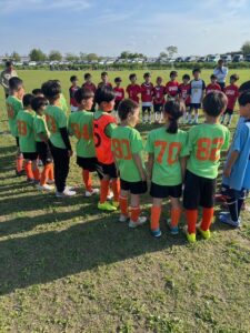 試合上手くなる自分たちで考えるチーム鳩ヶ谷Jリーグリーガープロ川口市アイシンク新郷南安行東慈林神根東桜町小学校小学生一二三四五六年幼児少年サッカークラブチーム