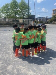 草加試合上手くなる自分たちで考えるチーム鳩ヶ谷Jリーグリーガープロ川口市アイシンク新郷南安行東慈林神根東桜町小学校小学生一二三四五六年幼児少年サッカークラブチーム