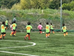 試合上手くなる自分たちで考えるチーム鳩ヶ谷Jリーグリーガープロ川口市アイシンク新郷南安行東慈林神根東桜町小学校小学生一二三四五六年幼児少年サッカークラブチーム