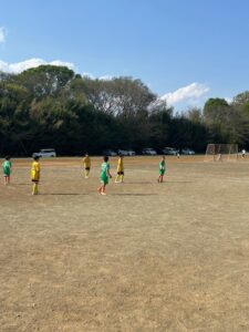 川鶴試合上手くなる自分たちで考えるチーム鳩ヶ谷Jリーグリーガープロ川口市アイシンク新郷南安行東慈林神根東桜町小学校小学生一二三四五六年幼児少年サッカークラブチーム