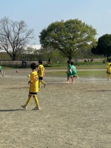 川鶴試合上手くなる自分たちで考えるチーム鳩ヶ谷Jリーグリーガープロ川口市アイシンク新郷南安行東慈林神根東桜町小学校小学生一二三四五六年幼児少年サッカークラブチーム