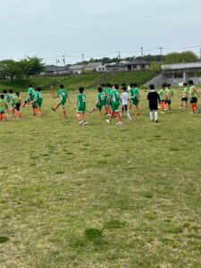 新郷東部公園試合上手くなる自分たちで考えるチーム鳩ヶ谷Jリーグリーガープロ川口市アイシンク新郷南安行東慈林神根東桜町小学校小学生一二三四五六年幼児少年サッカークラブチーム