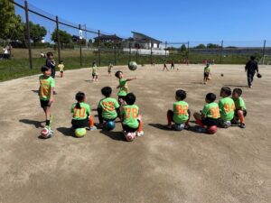 NEO試合上手くなる自分たちで考えるチーム鳩ヶ谷Jリーグリーガープロ川口市アイシンク新郷南安行東慈林神根東桜町小学校小学生一二三四五六年幼児少年サッカークラブチーム