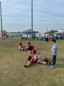 試合上手くなる自分たちで考えるチーム鳩ヶ谷Jリーグリーガープロ川口市アイシンク新郷南安行東慈林神根東桜町小学校小学生一二三四五六年幼児少年サッカークラブチーム