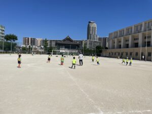 本町試合上手くなる自分たちで考えるチーム鳩ヶ谷Jリーグリーガープロ川口市アイシンク新郷南安行東慈林神根東桜町小学校小学生一二三四五六年幼児少年サッカークラブチーム