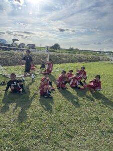試合上手くなる自分たちで考えるチーム鳩ヶ谷Jリーグリーガープロ川口市アイシンク新郷南安行東慈林神根東桜町小学校小学生一二三四五六年幼児少年サッカークラブチーム