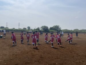 川鶴カップ上手くなる自分たちで考えるチーム鳩ヶ谷Jリーグリーガープロ川口市アイシンク新郷南安行東慈林神根東桜町小学校小学生一二三四五六年幼児少年サッカークラブチーム