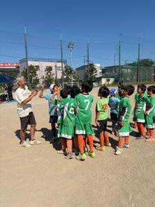 本町新郷スポーツセンター試合上手くなる自分たちで考えるチーム鳩ヶ谷Jリーグリーガープロ川口市アイシンク新郷南安行東慈林神根東桜町小学校小学生一二三四五六年幼児少年サッカークラブチーム