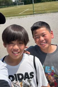 若葉リーグ赤井グランド上手くなる自分たちで考えるチーム鳩ヶ谷Jリーグリーガープロ川口市アイシンク新郷南安行東慈林神根東桜町小学校小学生一二三四五六年幼児少年サッカークラブチーム
