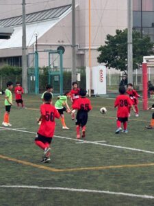 試合上手くなる自分たちで考えるチーム鳩ヶ谷Jリーグリーガープロ川口市アイシンク新郷南安行東慈林神根東桜町小学校小学生一二三四五六年幼児少年サッカークラブチーム