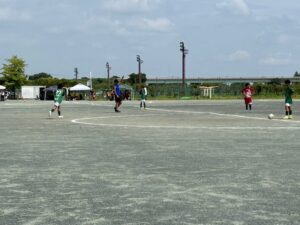 ヤドランカップ大会上手くなる自分たちで考えるチーム鳩ヶ谷Jリーグリーガープロ川口市アイシンク新郷南安行東慈林神根東桜町小学校小学生一二三四五六年幼児少年サッカークラブチーム