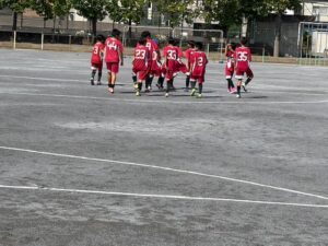 草加市立新里小学校試合上手くなる自分たちで考えるチーム鳩ヶ谷Jリーグリーガープロ川口市アイシンク新郷南安行東慈林神根東桜町小学校小学生一二三四五六年幼児少年サッカークラブチーム
