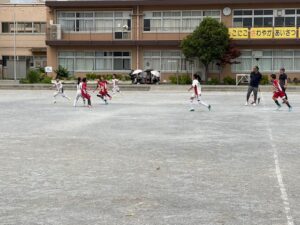 草加試合上手くなる自分たちで考えるチーム鳩ヶ谷Jリーグリーガープロ川口市アイシンク新郷南安行東慈林神根東桜町小学校小学生一二三四五六年幼児少年サッカークラブチーム