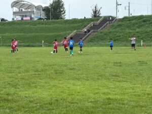 試合上手くなる自分たちで考えるチーム鳩ヶ谷Jリーグリーガープロ川口市アイシンク新郷南安行東慈林神根東桜町小学校小学生一二三四五六年幼児少年サッカークラブチーム