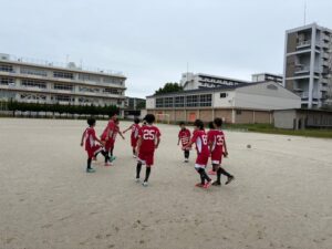 試合上手くなる自分たちで考えるチーム鳩ヶ谷Jリーグリーガープロ川口市アイシンク新郷南安行東慈林神根東桜町小学校小学生一二三四五六年幼児少年サッカークラブチーム