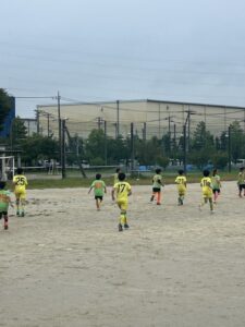 ペラーダジュニアーズ試合上手くなる自分たちで考えるチーム鳩ヶ谷Jリーグリーガープロ川口市アイシンク新郷南安行東慈林神根東桜町小学校小学生一二三四五六年幼児少年サッカークラブチーム