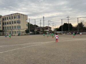 埼玉Sリーグ試合上手くなる自分たちで考えるチーム鳩ヶ谷Jリーグリーガープロ川口市アイシンク新郷南安行東慈林神根東桜町小学校小学生一二三四五六年幼児少年サッカークラブチーム