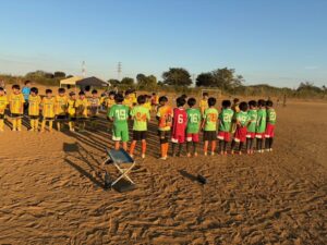 試合上手くなる自分たちで考えるチーム鳩ヶ谷Jリーグリーガープロ川口市アイシンク新郷南安行東慈林神根東桜町小学校小学生一二三四五六年幼児少年サッカークラブチーム