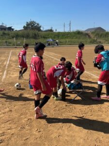 試合上手くなる自分たちで考えるチーム鳩ヶ谷Jリーグリーガープロ川口市アイシンク新郷南安行東慈林神根東桜町小学校小学生一二三四五六年幼児少年サッカークラブチーム