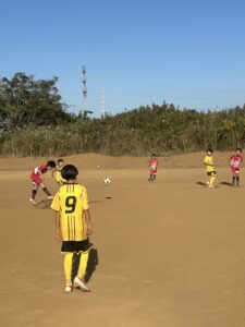 試合上手くなる自分たちで考えるチーム鳩ヶ谷Jリーグリーガープロ川口市アイシンク新郷南安行東慈林神根東桜町小学校小学生一二三四五六年幼児少年サッカークラブチーム
