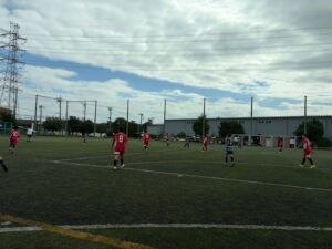 試合上手くなる自分たちで考えるチーム鳩ヶ谷Jリーグリーガープロ川口市アイシンク新郷南安行東慈林神根東桜町小学校小学生一二三四五六年幼児少年サッカークラブチーム